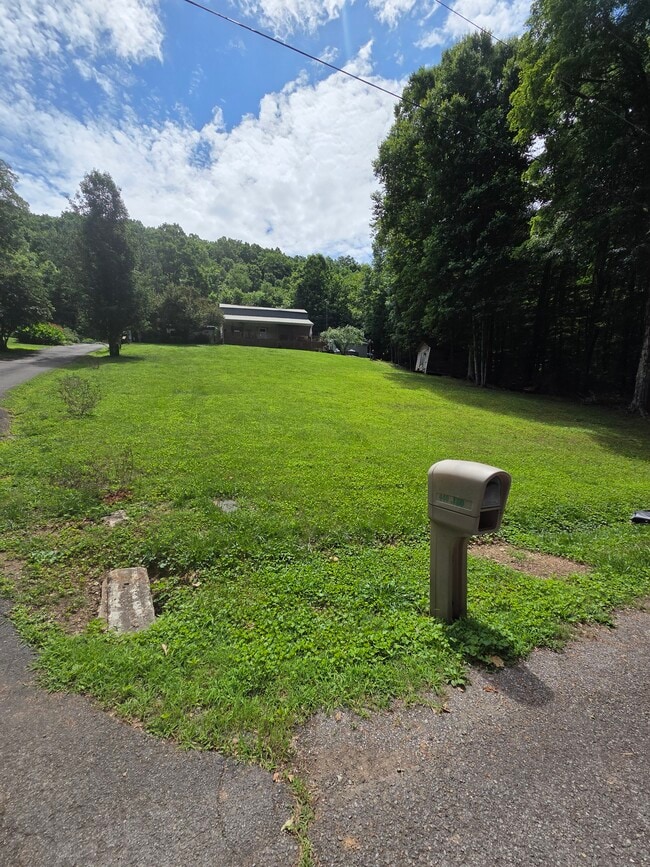 Photo - 440 Geren Subdivision Ln