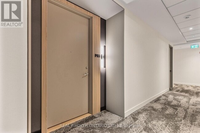 Photo - 185 Dunlop St E Unit PH 3