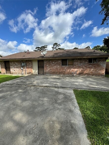 Photo - 6414 Bluestone Dr