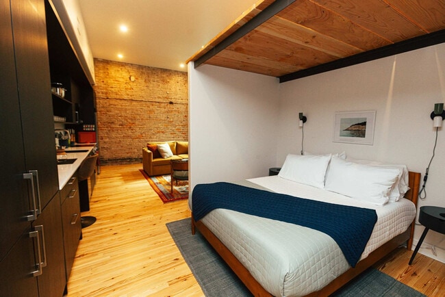 Photo - 1911 3rd Ave N Unit ID1352413P