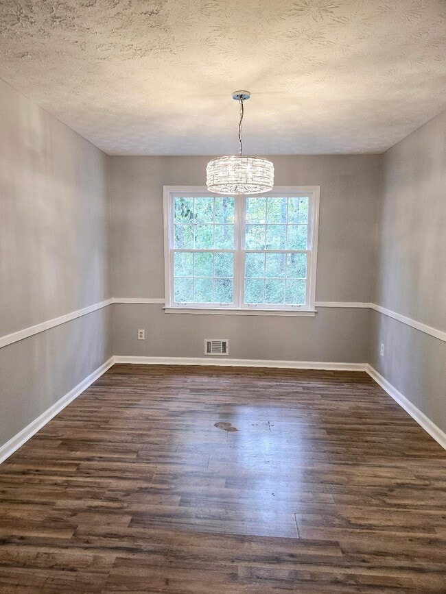Photo - 5696 Wylake Dr