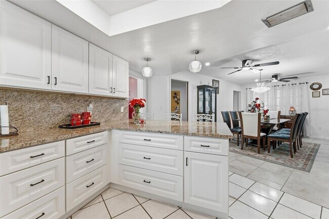 Photo - 2401 26th Ave S