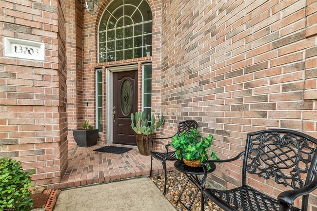 Building Photo - 13703 Layton Hills Dr