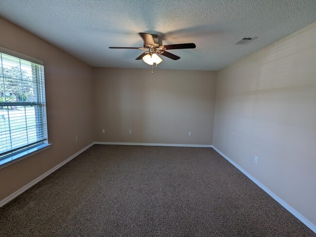 Photo - 9768 Parker Lake Cir