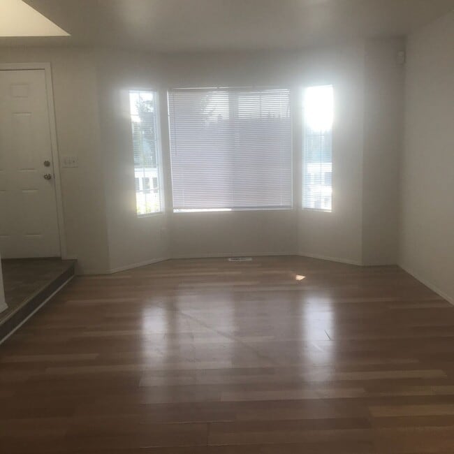 Photo - 4-Bed, 2 Bath home w/2-car garage in Federal Way, $3,300/mo.