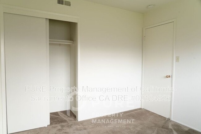 Photo - 9152 Cecile Way