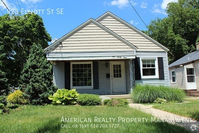 Building Photo - 923 Elliott St SE Rental