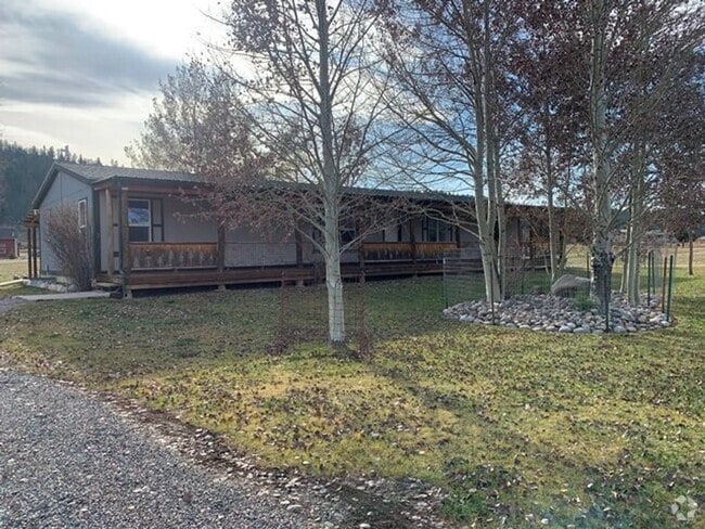 Building Photo - 3 Bed, 2 Bath Home in Lower Stillwater Valley