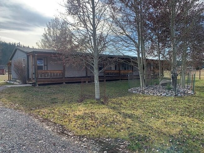 3 Bed, 2 Bath Home in Lower Stillwater Valley - 3 Bed, 2 Bath Home in Lower Stillwater Valley