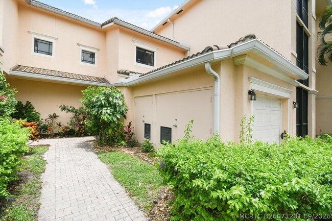 Building Photo - 2916 Tuscany Ct Unit 104