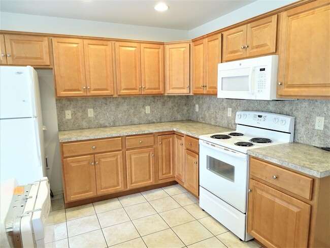 Photo - 712 Lincoln Gardens Rd