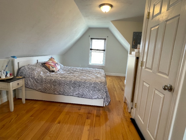 Photo - 196 Spring St