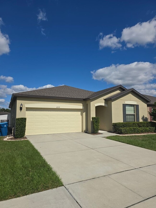 Building Photo - 3 bed 2 bath home built in 2021