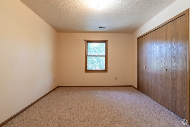 2BR, - 1BA - 1,225SF - Bedroom 2 - 6215 Normandy Drive