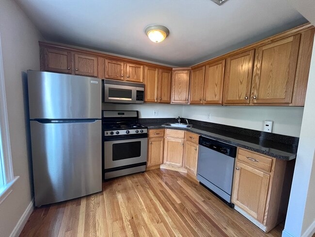 Photo - 16 Gates St Unit 3