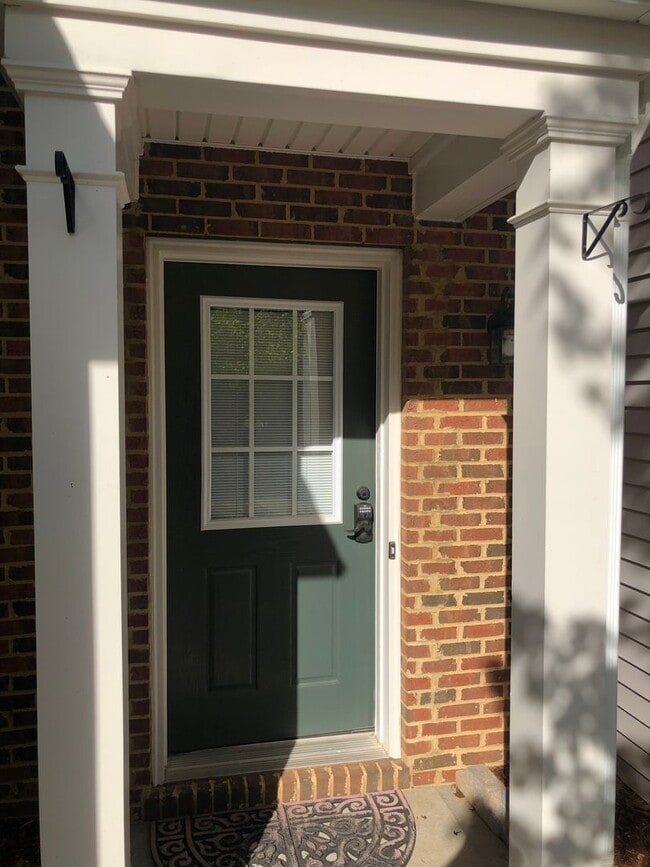 Photo - This lovely townhome is located in the highly desirable community of Blakeney Preserve just off R...