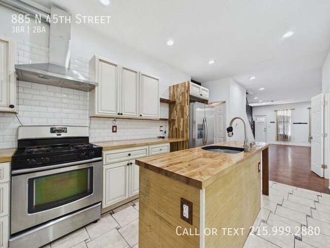 Photo - 885 N 45th St