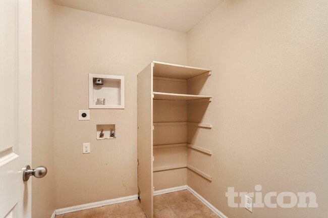 1570 Edenbridge Dr