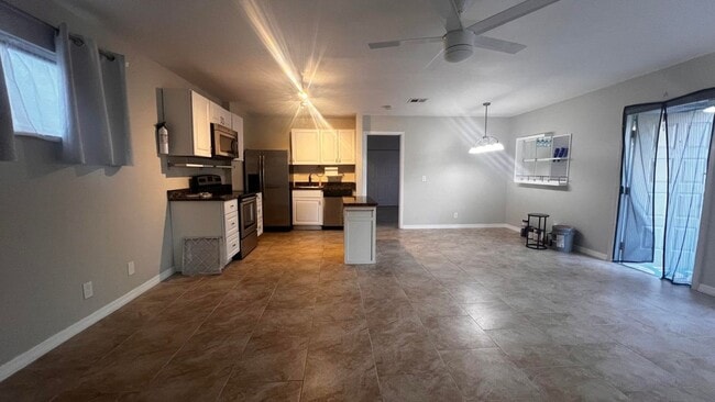 Photo - 14 N Crossings Cir