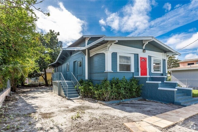 Building Photo - 768 NW 35th St Rental
