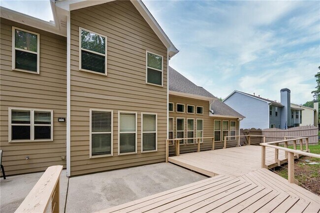 Photo - 3999 Grand Park Dr NE