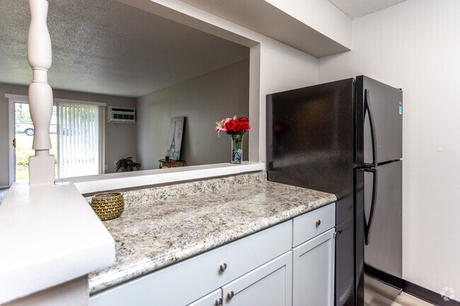 2HAB, 1BA - 875 ft² - Kingman Apartments