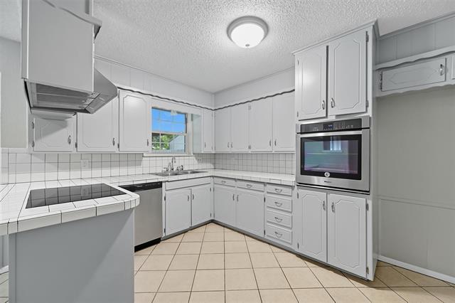 Photo - 7604 Mary Dr