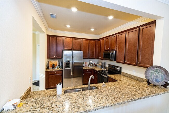 Photo - 8880 Via Isola Court