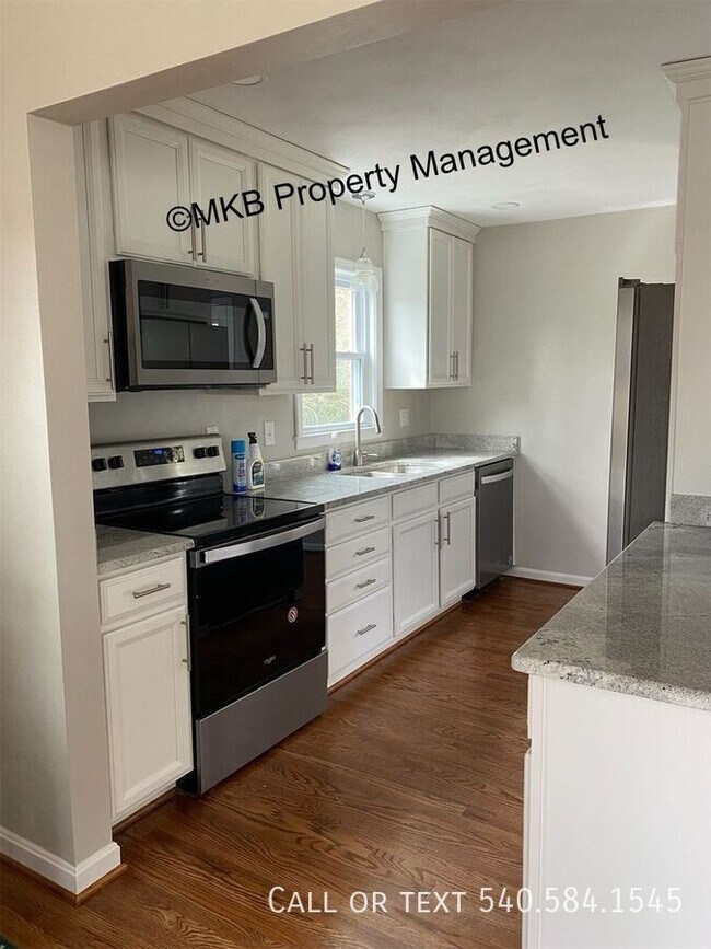 Photo - 3481 Richards Blvd