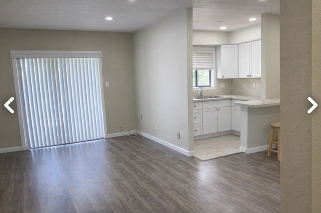 Photo - 129 Springwood Cir Unit D