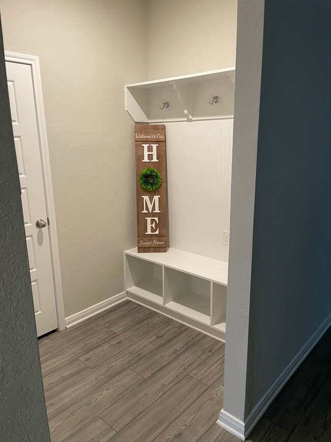 Photo - 3065 Charyn Way