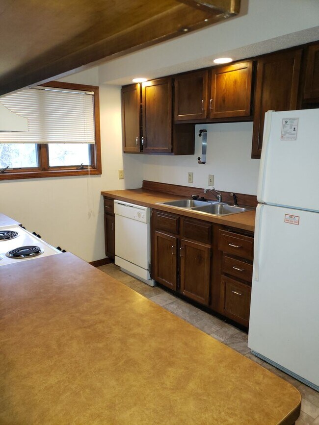 Photo - 906 Hartwell Dr