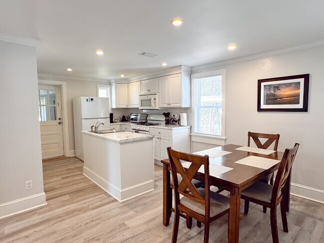 Photo - 813 N Spair St