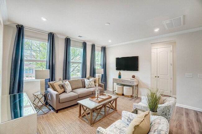 Photo - 4 Bedroom townhouse in Davidson