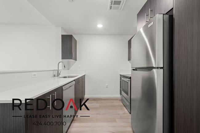 Photo - 218 S. Occidental-208 Unidad 208