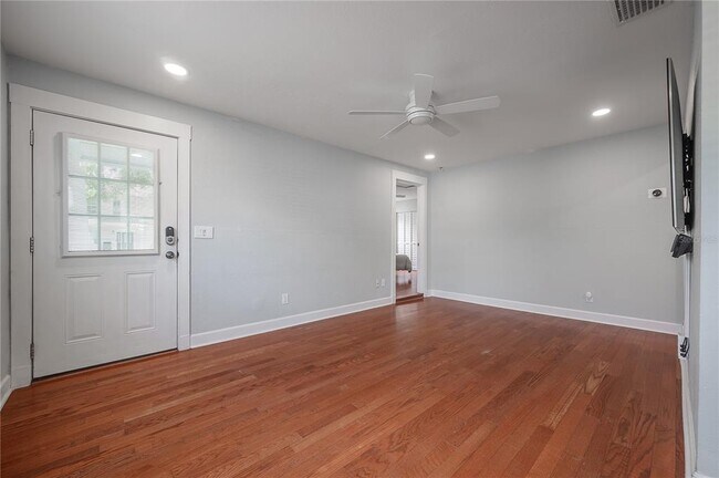 Photo - 2714 W Fig St