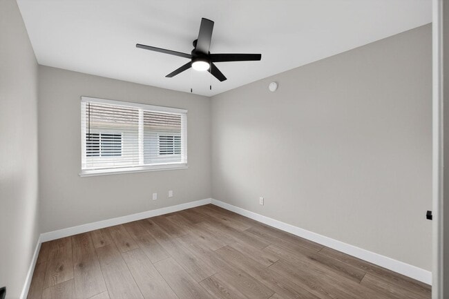 Photo - 6281 Cavan Dr