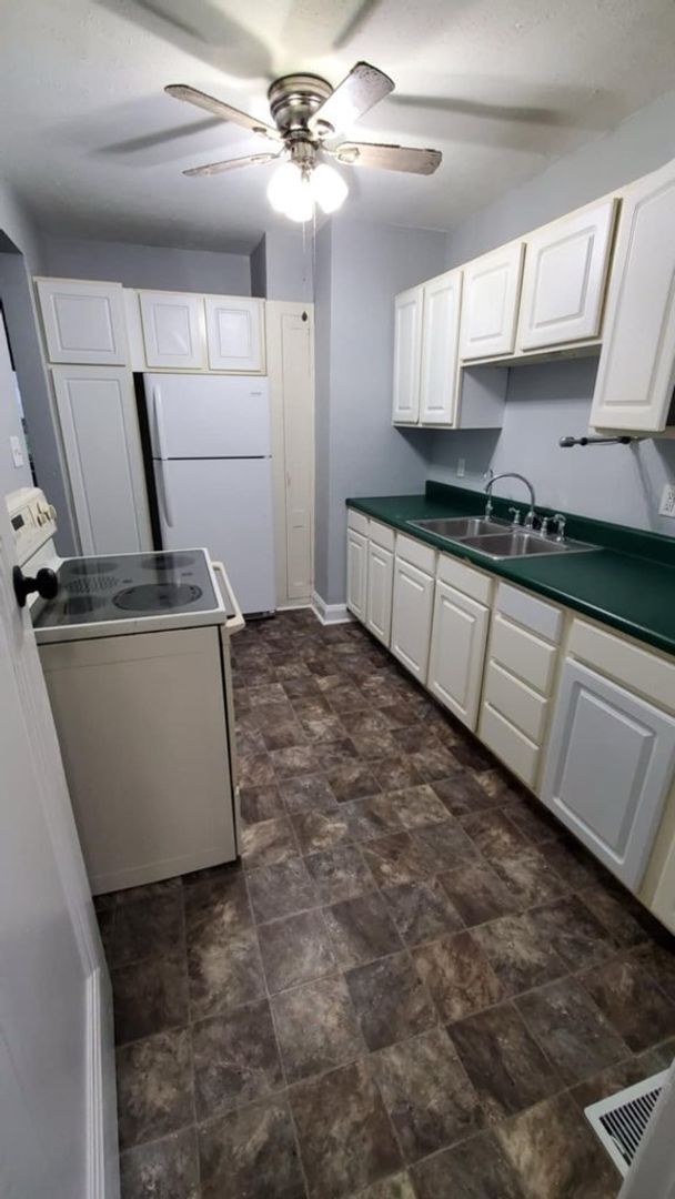 Photo - 2548 Greenbriar Rd Unidad 2548  Greenbriar Lower