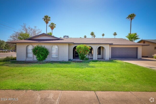Building Photo - 3305 S Holbrook Ln Rental
