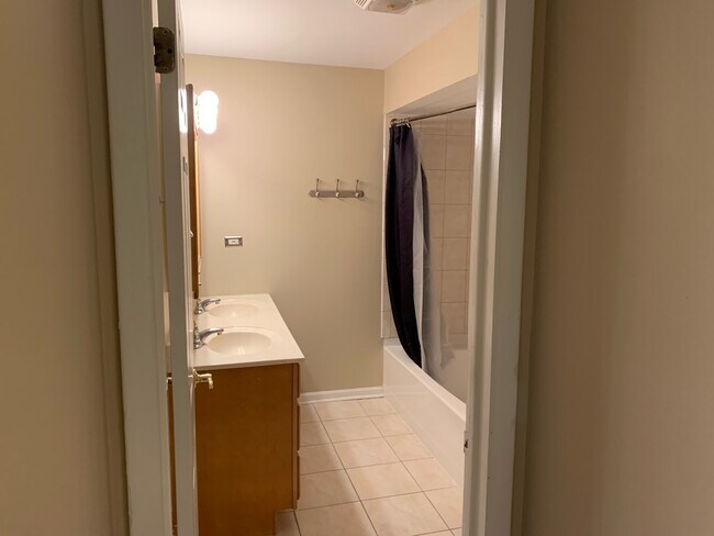 Photo - 375 W Winchester Rd Unidad 104