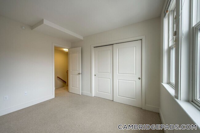 110 Second St Unit PH02