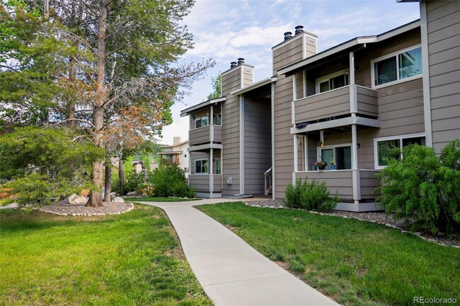 Photo - 13 Sparta Plaza