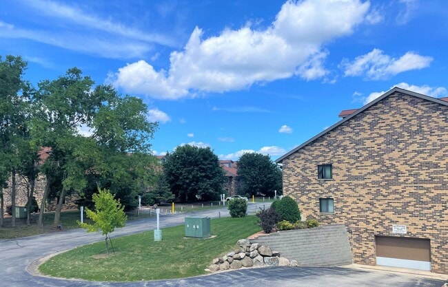 Photo - Greenfield Park Apartments