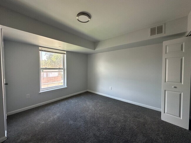 3429 N Sydenham St Unit 203
