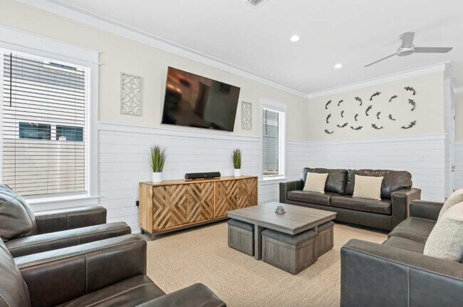 Photo - 322 E Lakeshore Dr Unit SI ID1511644P