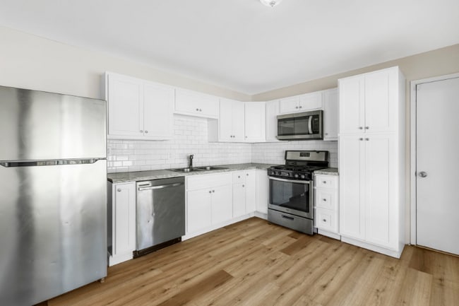 Photo - 2 Storkway Ct