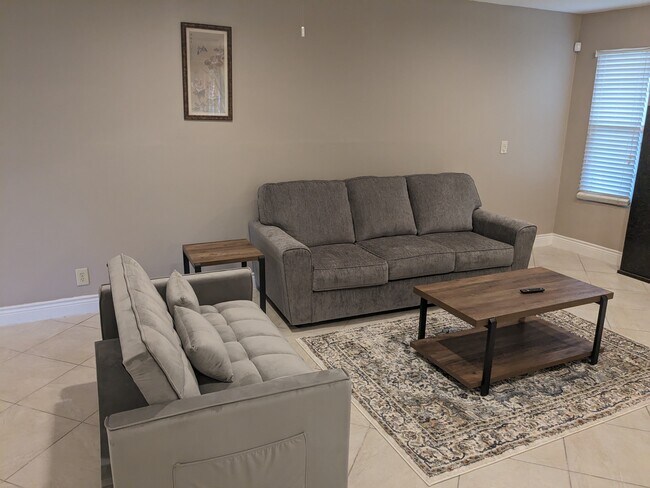 Photo - 4006 Willow Green Dr