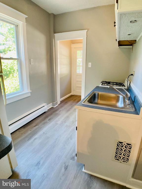 Photo - 303 Kenny St Unidad D