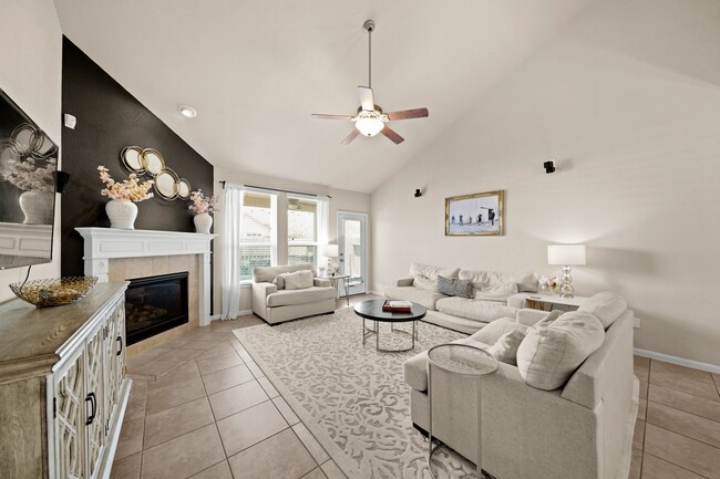 Photo - 9957 Spring Rock Ln