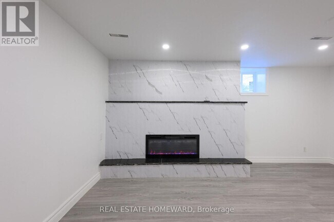 Photo - 114 Old Sheppard Ave